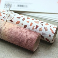 Papier aus Karton