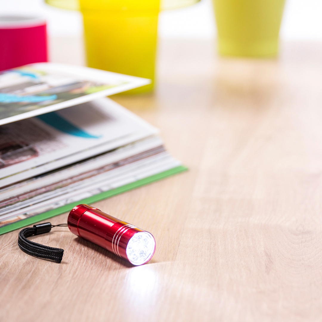 LED-Farbentaschenlampe - 1 Einheit - 2