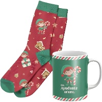 Weihnachtliches Geschenkset mit Tasse und Elfensocken