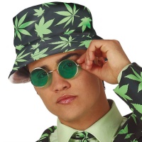 Hut mit Marihuana-Blättern