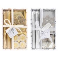Set mit Weihnachtskerzen und Kerzenhalter