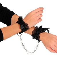 Schwarze Spitzen-Handschellen-Armbänder