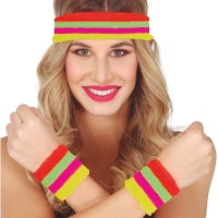 Set aus bunten Handgelenkstützen und Stirnband