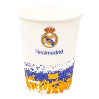 Becher von Real Madrid Fans - 8 Einheiten