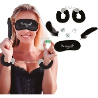 Erotik-Set mit Augenmaske, Handschellen, Federn und Würfel
